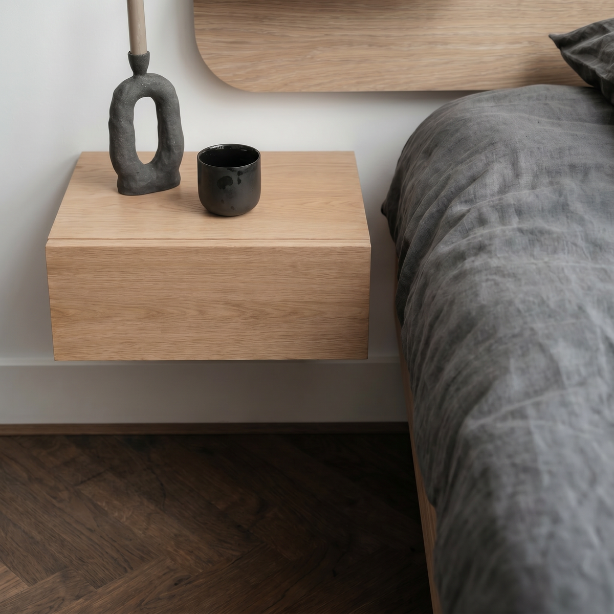 Bedside table Sendai — floating solid oak nightstand with soft-close drawer, by FUKUI (photo 2) — Solid oak craftsmanship